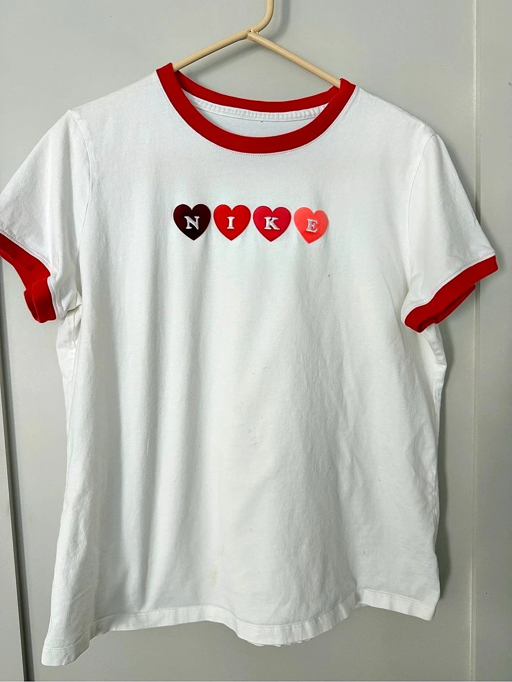 Nike Women’s Sportswear Heart Logo Ringer T-Shirt XL 100% quality cotton Few smu